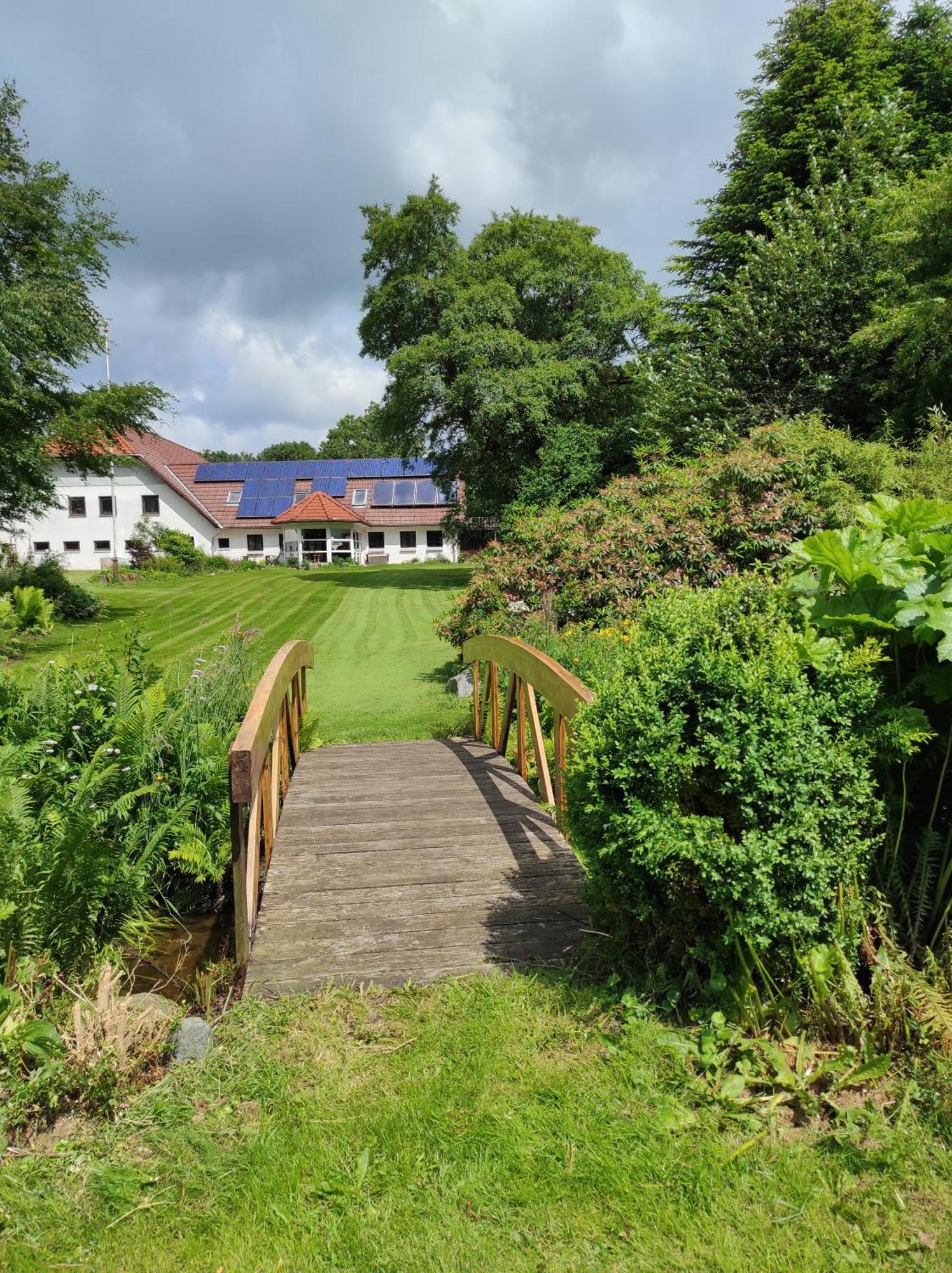 Emily'S Garden Bed & Breakfast Lintrup Eksteriør bilde